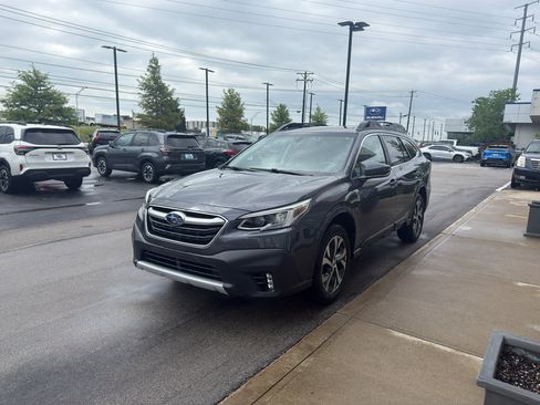 Used 2020 Subaru Outback Limited XT AWD/4WD image 7