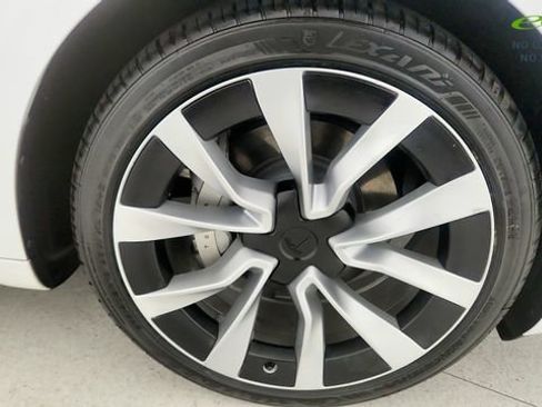 Used 2024 Tesla Model 3 Long Range RWD image 82