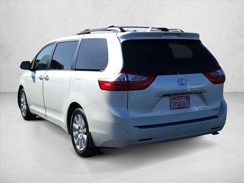 Used 2015 Toyota Sienna Limited FWD image 8