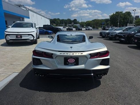 Used 2023 Chevrolet Corvette Stingray Preferred Cpe w/ Z51 Performance Package RWD image 3