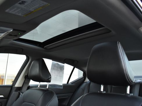 Used 2024 Nissan Altima 2.5 SL image 16