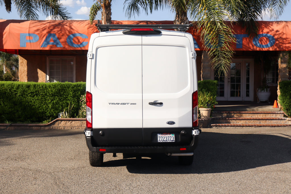 Used 2024 Ford Transit 250 148 Medium Roof RWD image 7