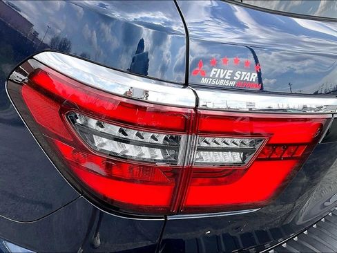 Used 2023 Nissan Armada SL w/ Cargo Package image 28