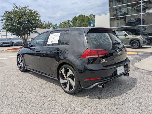 Used 2018 Volkswagen GTI SE FWD image 4
