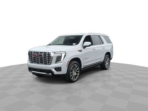 New 2026 GMC Yukon Denali w/ Denali Reserve Package AWD/4WD image 4
