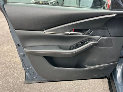 Used 2025 MAZDA CX-30 AWD 2.5 S w/ Preferred Package image 18