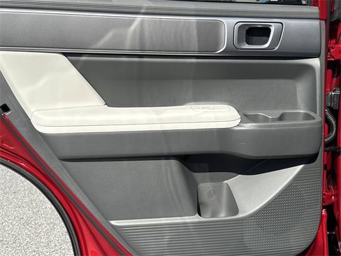 New 2026 Hyundai Santa Fe SEL image 13