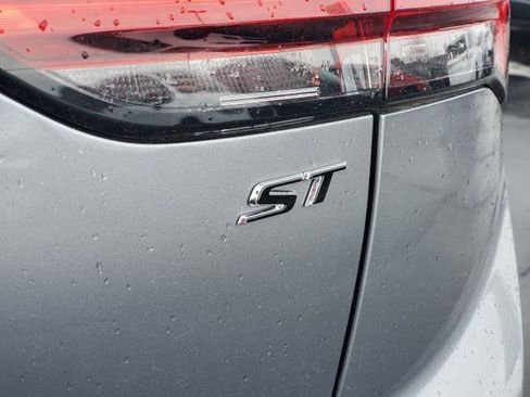 Used 2022 Buick Envision Preferred image 32