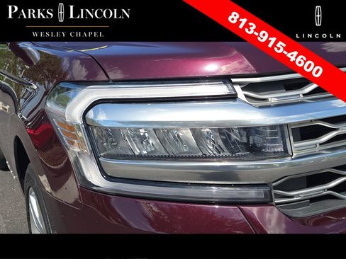 Used 2023 Ford Expedition Platinum AWD/4WD image 6