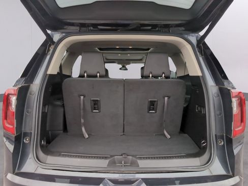 Used 2023 GMC Acadia Denali w/ Trailering Package image 9