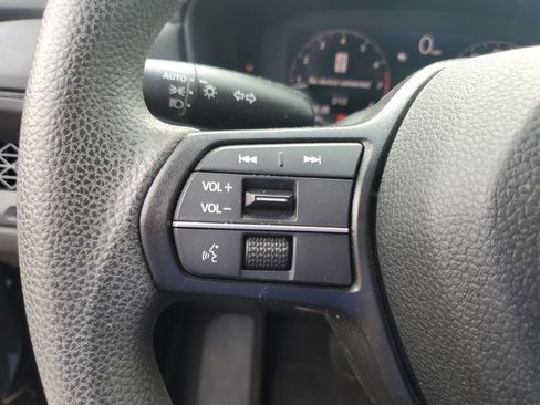 Used 2023 Honda Accord EX image 20