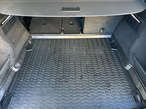 Used 2023 Audi Q5 2.0T Premium w/ Convenience Package image 17