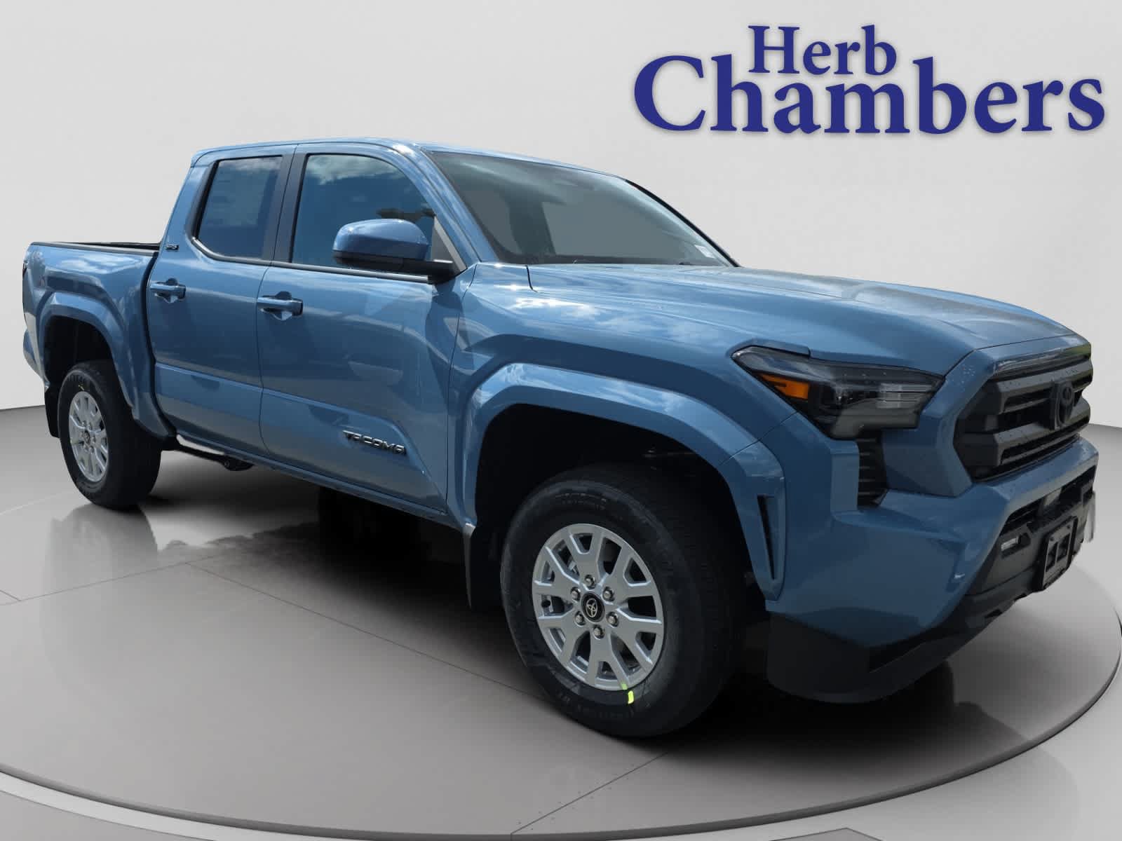 Used 2026 Toyota Tacoma SR5 AWD/4WD image 8
