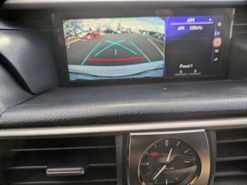 Used 2018 Lexus IS 300 AWD w/ Comfort Package image 17