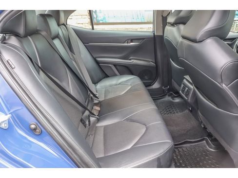 Used 2023 Toyota Camry XLE image 18