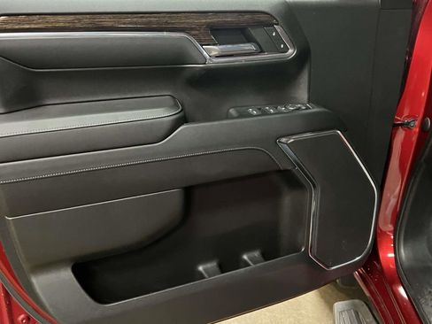 Used 2023 GMC Sierra 1500 Elevation image 12
