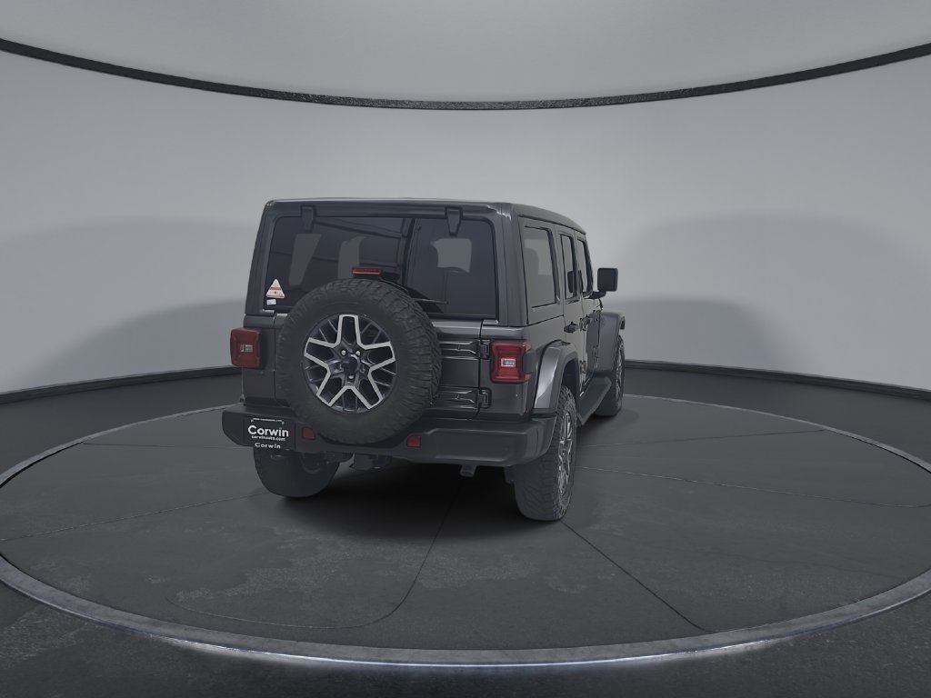 Used 2025 Jeep Wrangler Unlimited Sahara AWD/4WD image 17