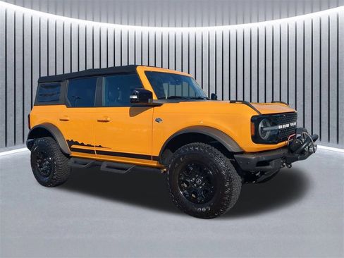 Used 2021 Ford Bronco Wildtrak image 3