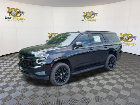 Used 2021 Chevrolet Tahoe LT w/ LT Signature Package AWD/4WD image 3