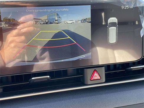 New 2026 Kia Carnival EX image 35