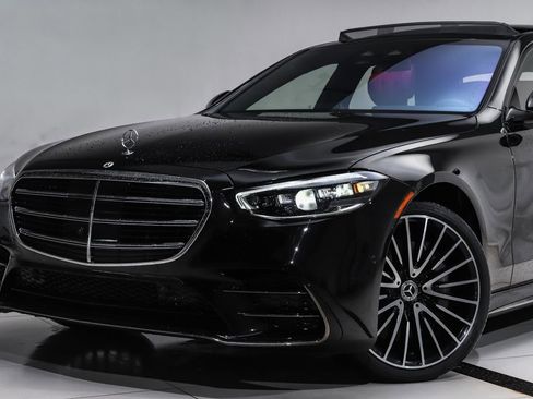 Certified 2024 Mercedes-Benz S 580 4MATIC Sedan image 2