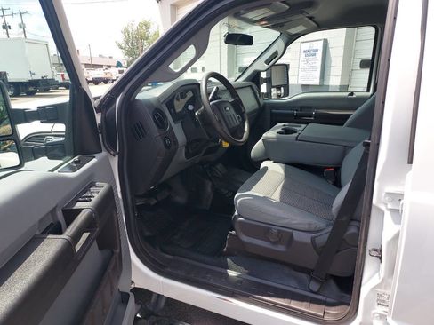 Used 2015 Ford F250 XL w/ Power Equipment Group image 8