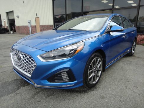 Used 2018 Hyundai Sonata Limited FWD image 1