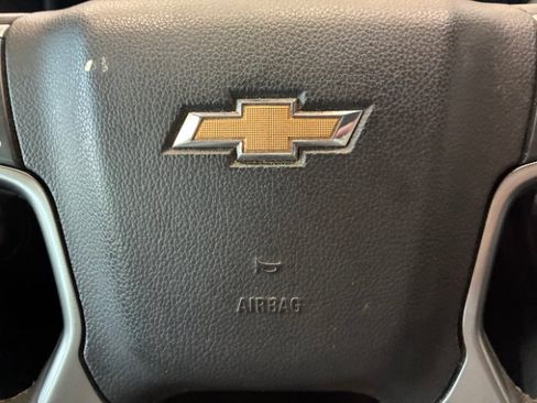Used 2018 Chevrolet Silverado 1500 LTZ Z71 w/ LTZ Plus Package AWD/4WD image 18