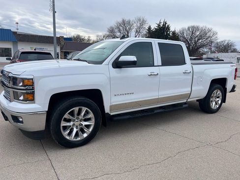 Used 2015 Chevrolet Silverado 1500 LT w/ Trailering Package image 1
