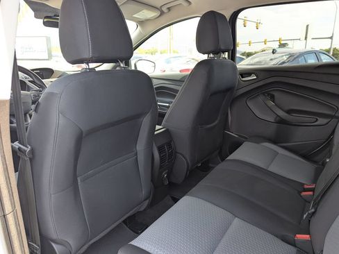 Used 2017 Ford Escape SE AWD/4WD image 28