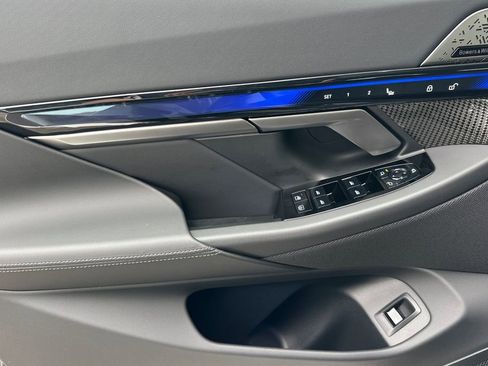 New 2026 BMW M5 w/ Executive Package AWD/4WD image 10