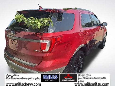 Used 2019 Ford Explorer XLT w/ Equipment Group 202A AWD/4WD image 3