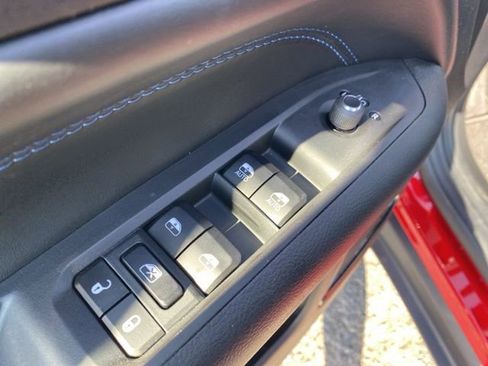 New 2026 Jeep Compass Latitude AWD/4WD image 10