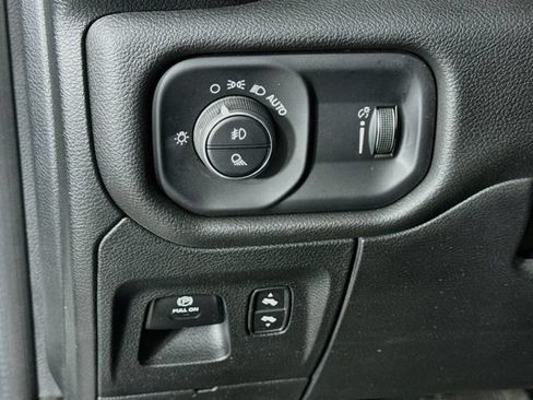 Used 2025 RAM 1500 Big Horn AWD/4WD image 10