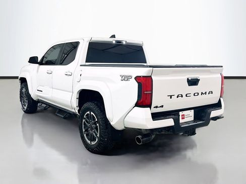 Used 2024 Toyota Tacoma TRD Sport AWD/4WD image 6