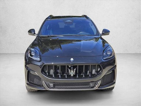 Used 2024 Maserati Grecale Trofeo AWD/4WD image 2