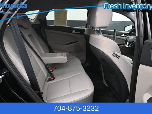 Used 2020 Hyundai Tucson Value FWD image 11