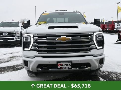 Used 2024 Chevrolet Silverado 3500 High Country w/ Technology Package image 13