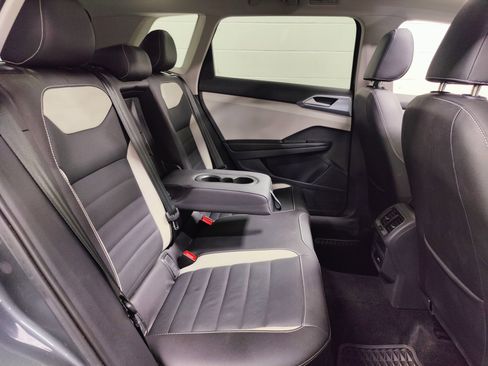 Used 2025 Volkswagen Taos SEL w/ Black Wheel Plus Package image 17