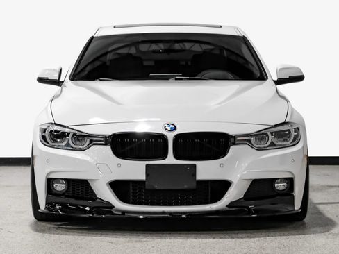 Used 2017 BMW 340i Sedan RWD image 3
