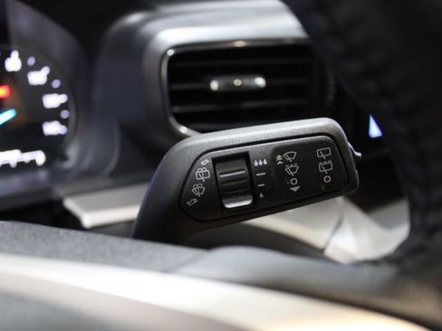 Used 2023 Ford Explorer XLT w/ Equipment Group 202A image 37