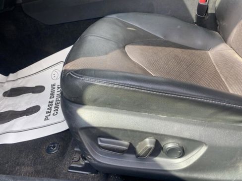 Used 2022 Toyota Camry XSE w/ Navigation Package image 16