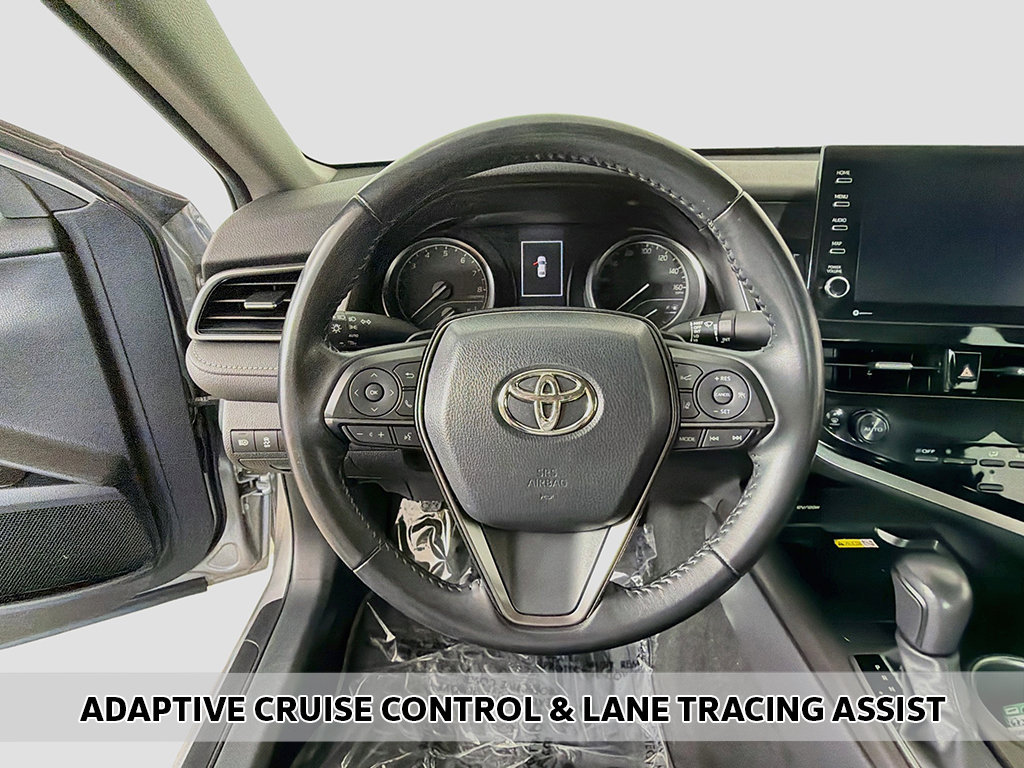 Used 2022 Toyota Camry SE w/ Audio Upgrade Package FWD image 4