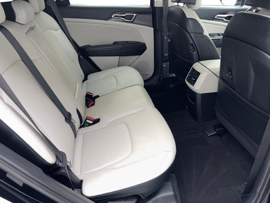 Used 2024 Kia Sportage EX FWD image 39