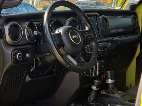 Used 2023 Jeep Wrangler Sport image 9