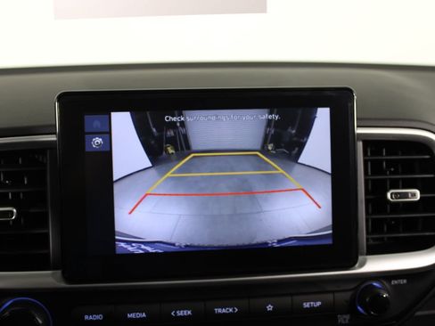 Certified 2026 Hyundai Venue SEL FWD image 27