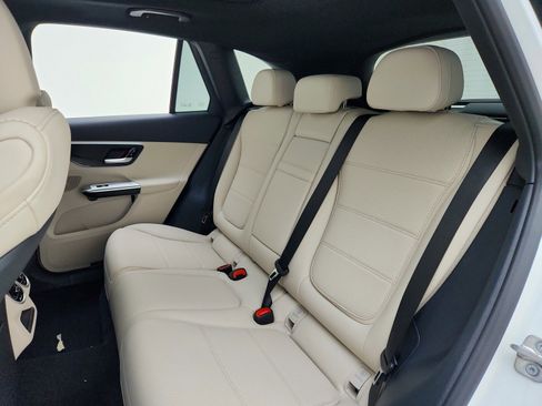 New 2026 Mercedes-Benz GLC 300 image 18