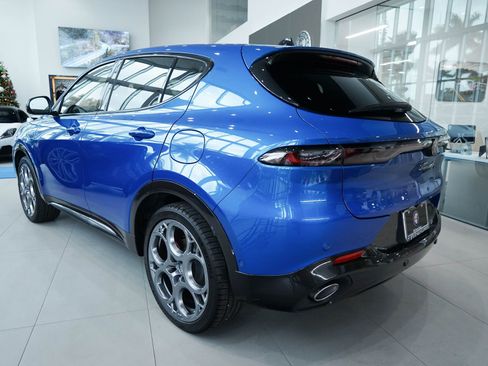 New 2024 Alfa Romeo Tonale Veloce image 6