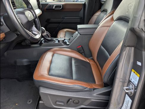 Used 2024 Ford Bronco Outer Banks image 12