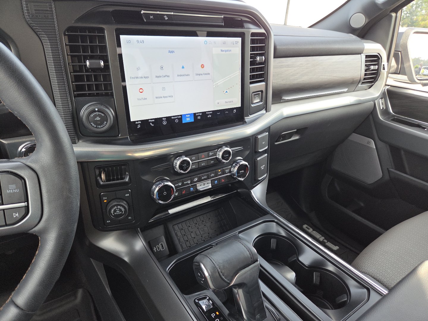 Used 2025 Ford F150 Lariat w/ Equipment Group 502A High AWD/4WD image 34